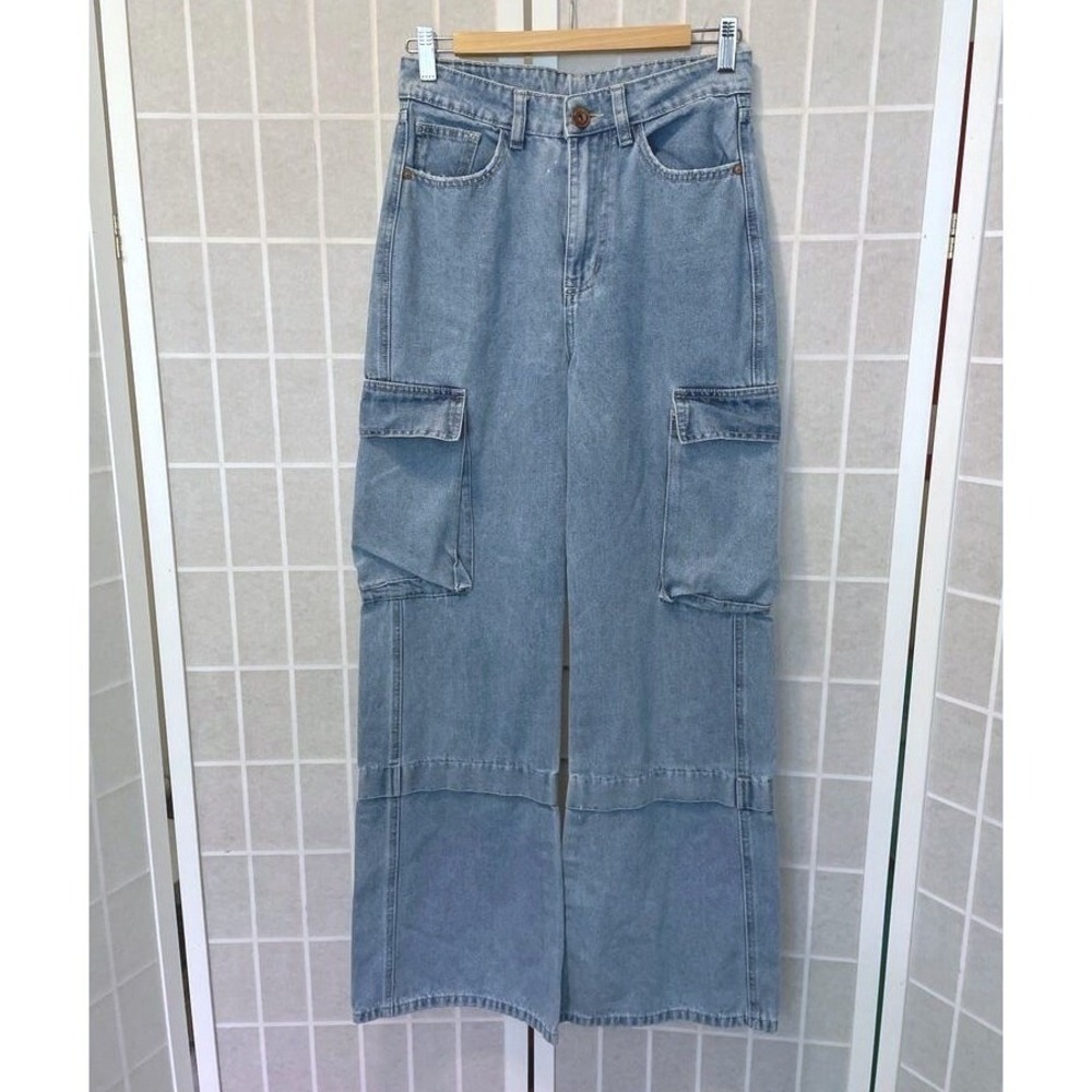 Cargo Jeans 8 High Rise Wide Leg Y2K Light Wash Grunge Baggy Urban Made by Zoe - Picture 2 of 8